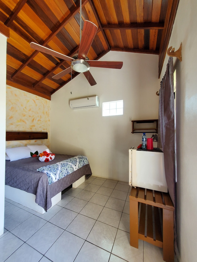 Hotel Del Rio 36/73