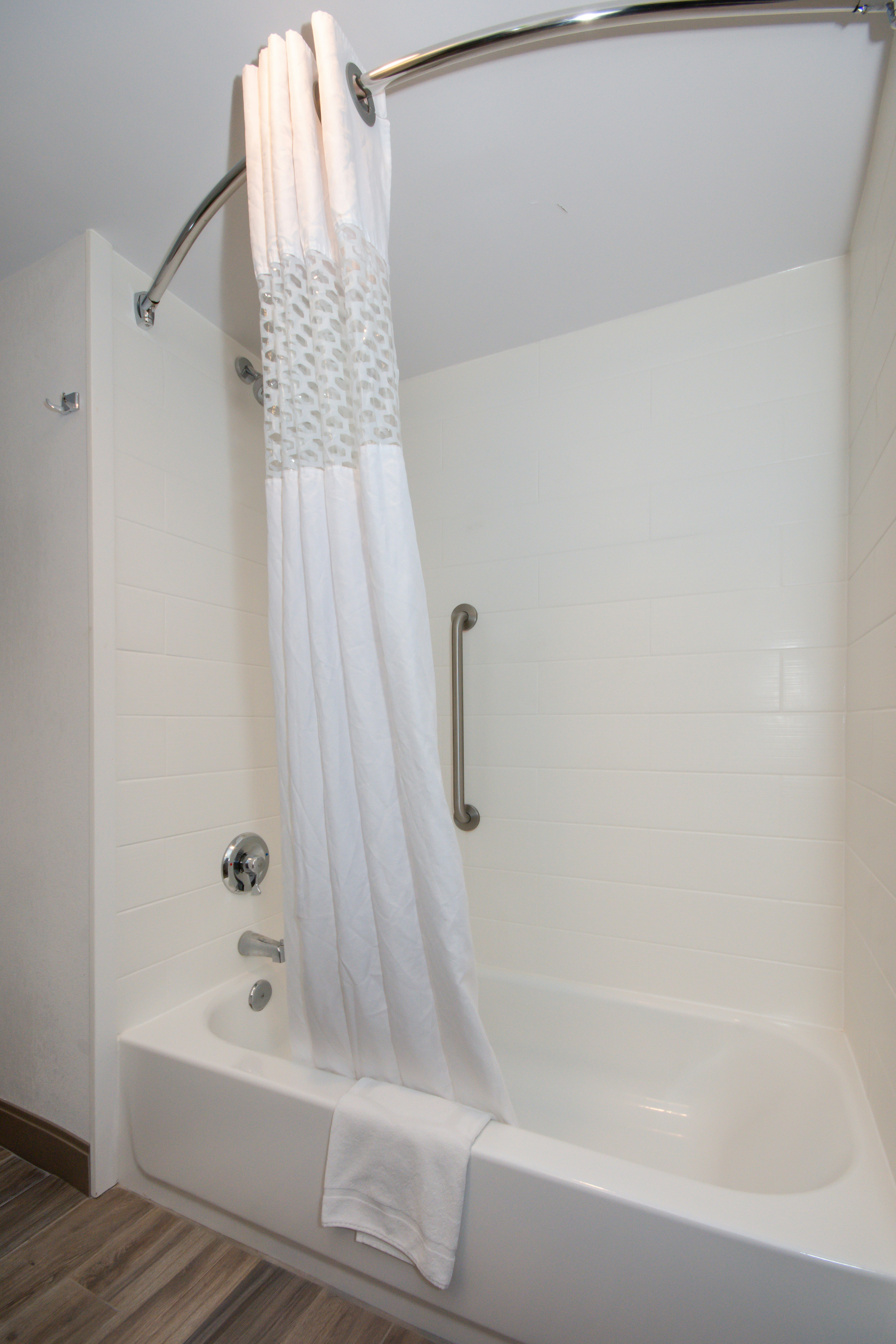 غرفة بسرير كوين، Hampton Inn Brevard 3/3