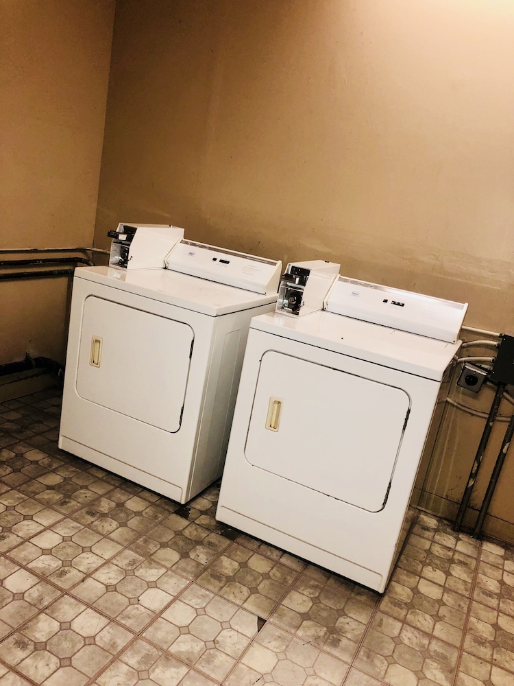 Budget Inn Phoenix 30/56