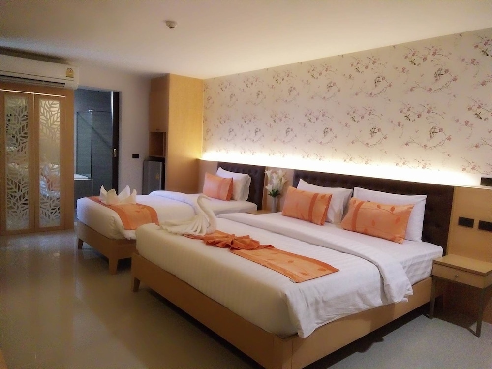 The Convenience Hotel Khon Kaen 6/23