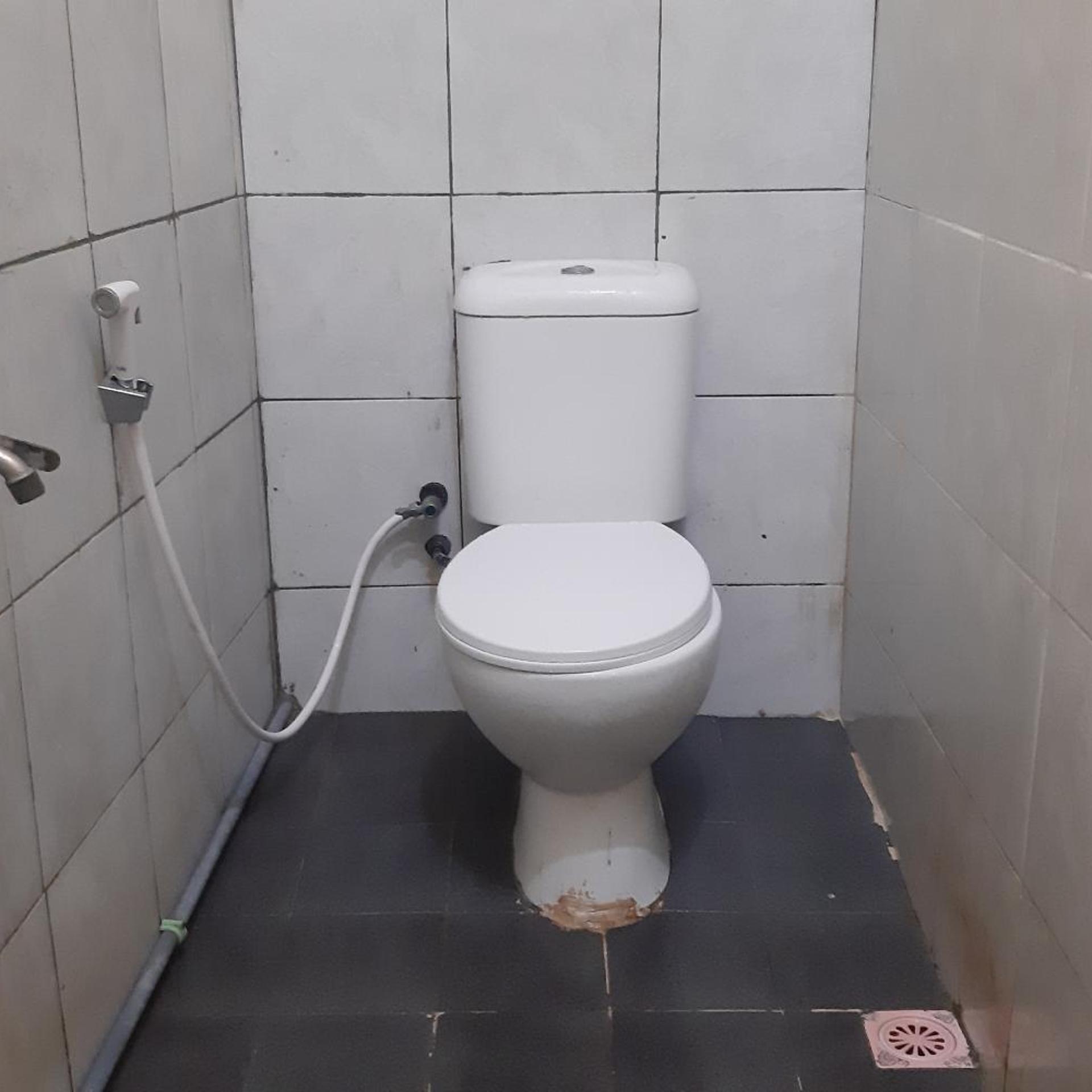 OYO 3895 D'Luck Homestay 32/37