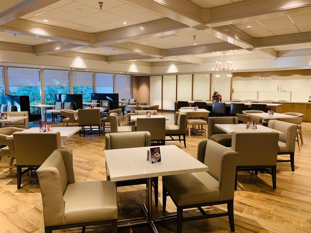 Crowne Plaza Silicon Valley N - Union City 29/57