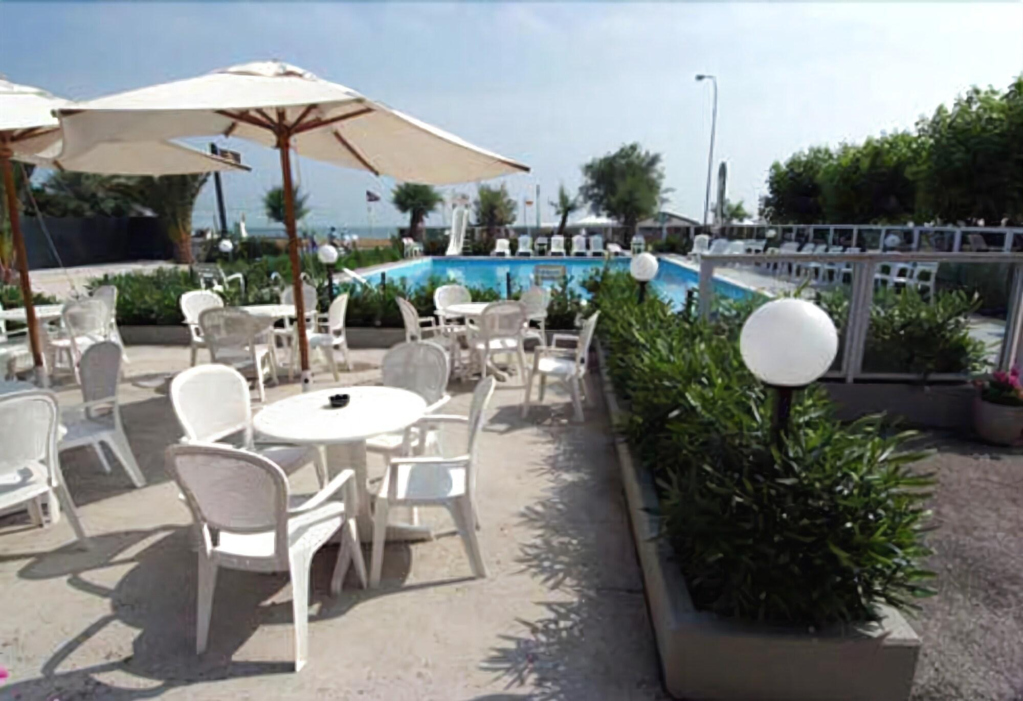 Hotel Roma 12/17