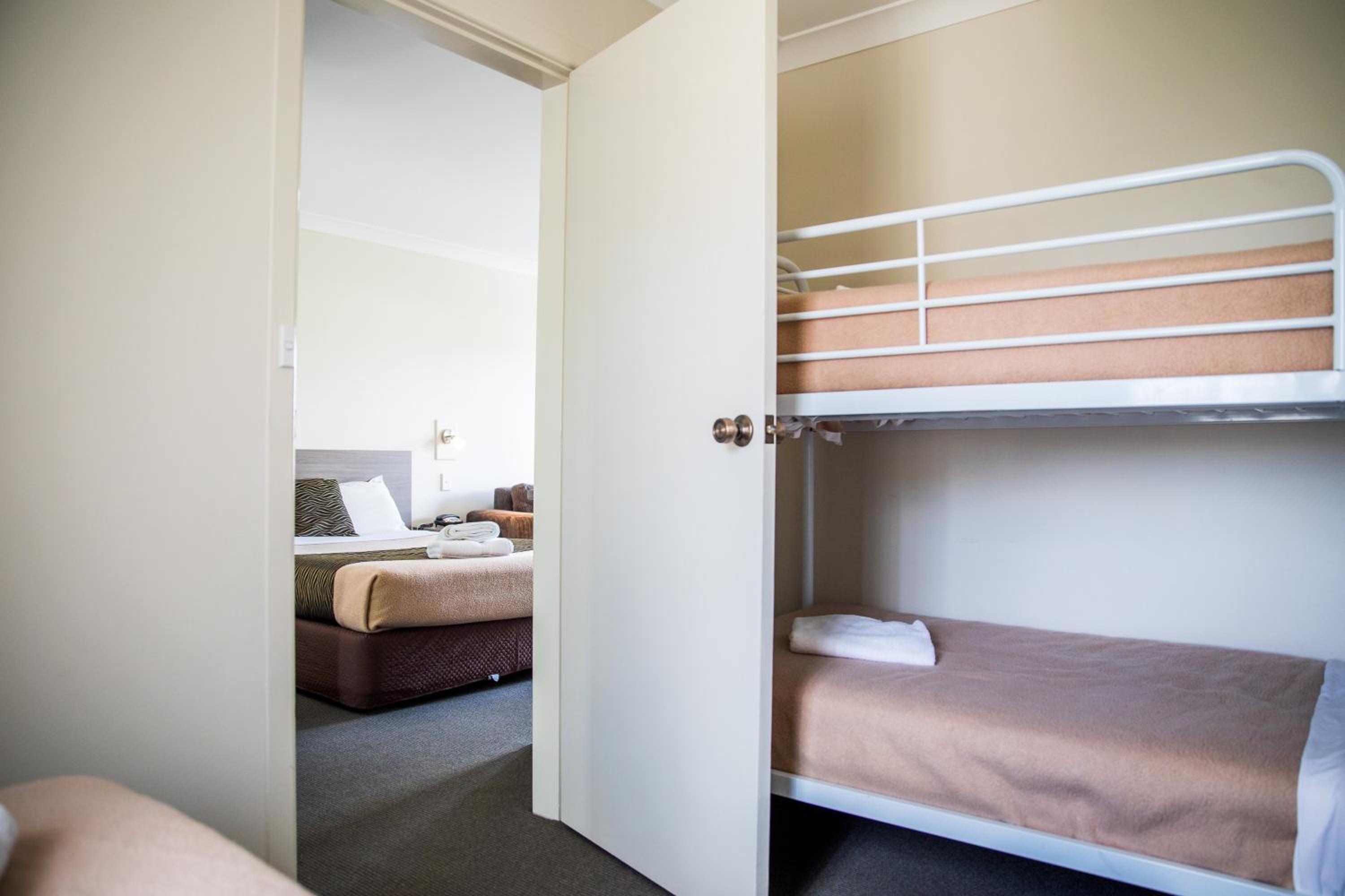 Lilac City Motor Inn 44/44