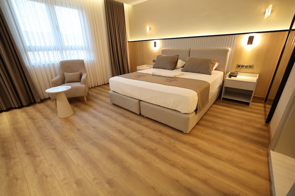 Tiryandafil Hotel 13/44