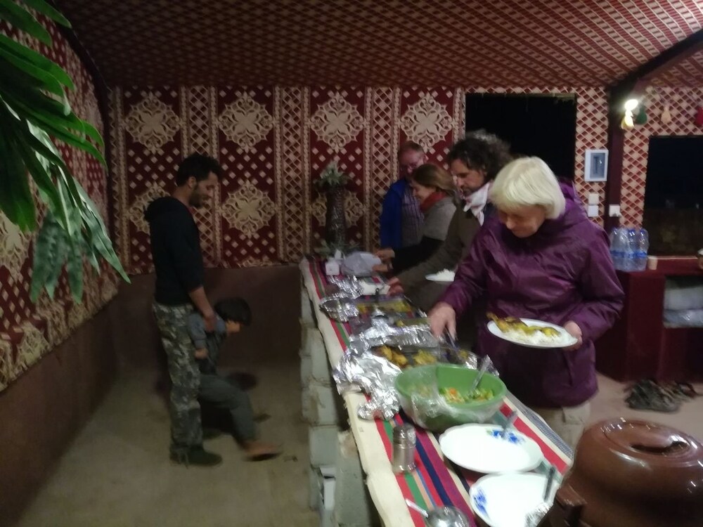 Bedouins Desert Camp 16/50