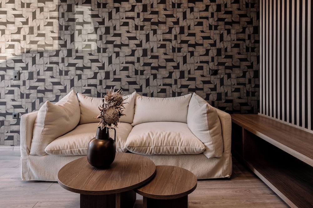 Elegance Luxury Executive Suites - Adults Only 37/58