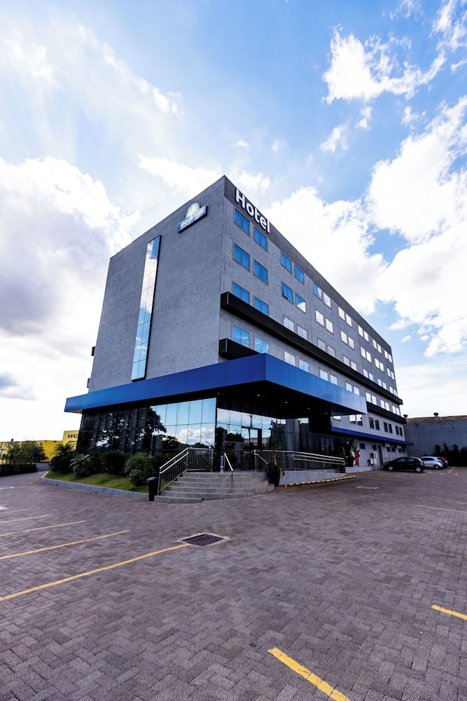 Days Inn By Wyndham Cascavel 6/50