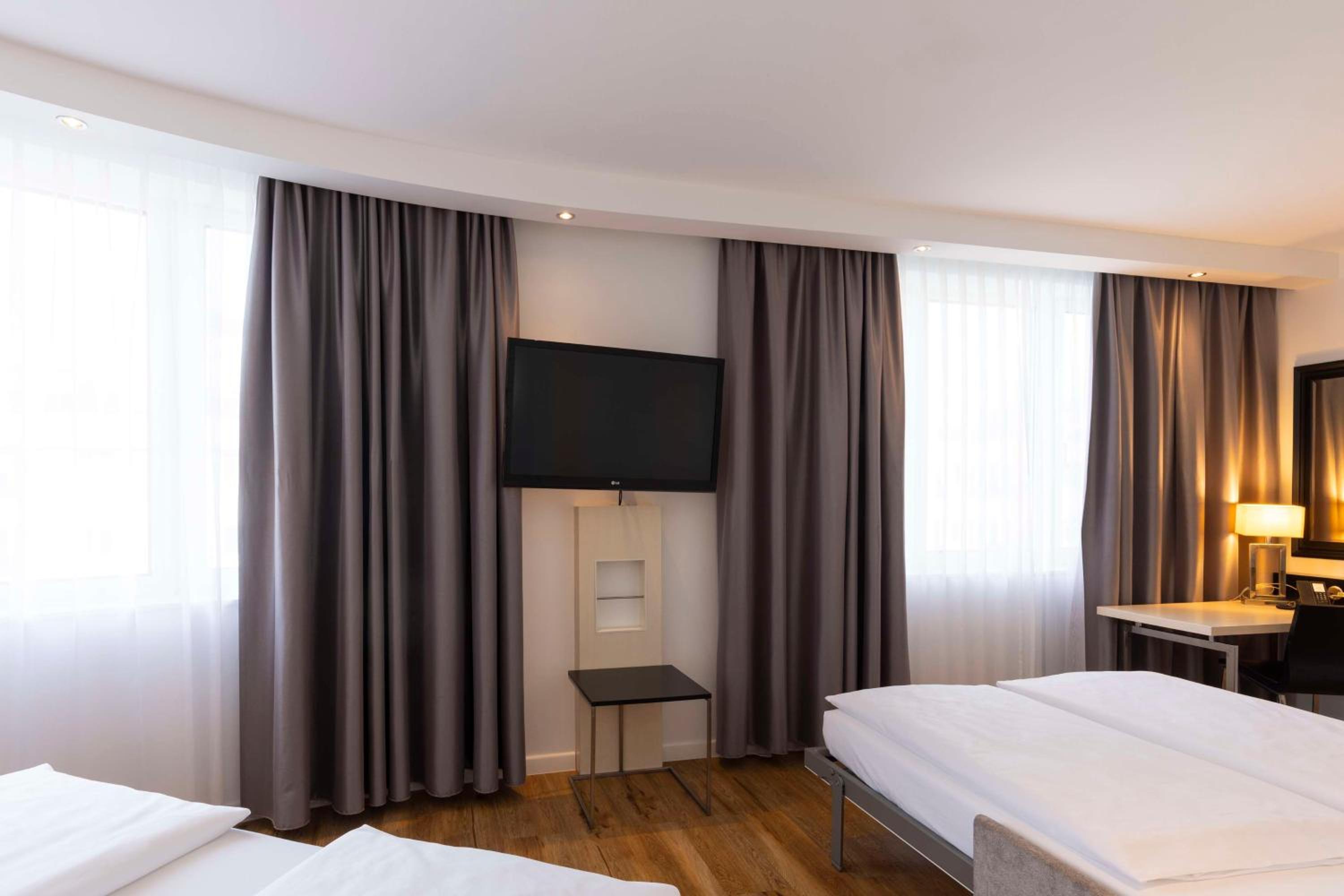 غرفة سوبيريور عائلية بسرير فردي، Scandic Berlin Kurfurstendamm 4/10