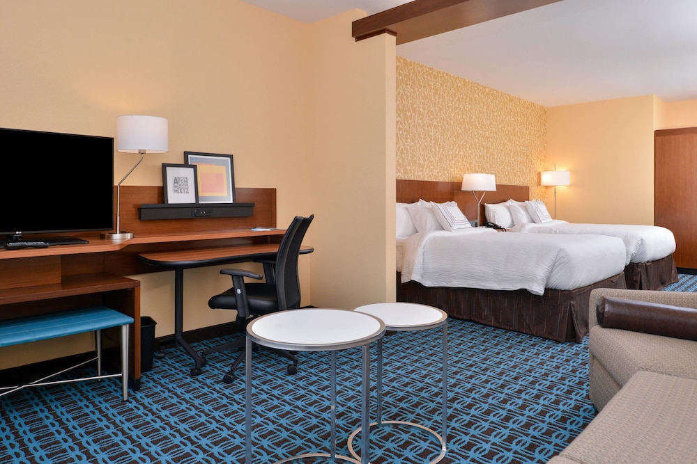 FAIRFIELD INN & SUITES WARRENSBURG 8/27