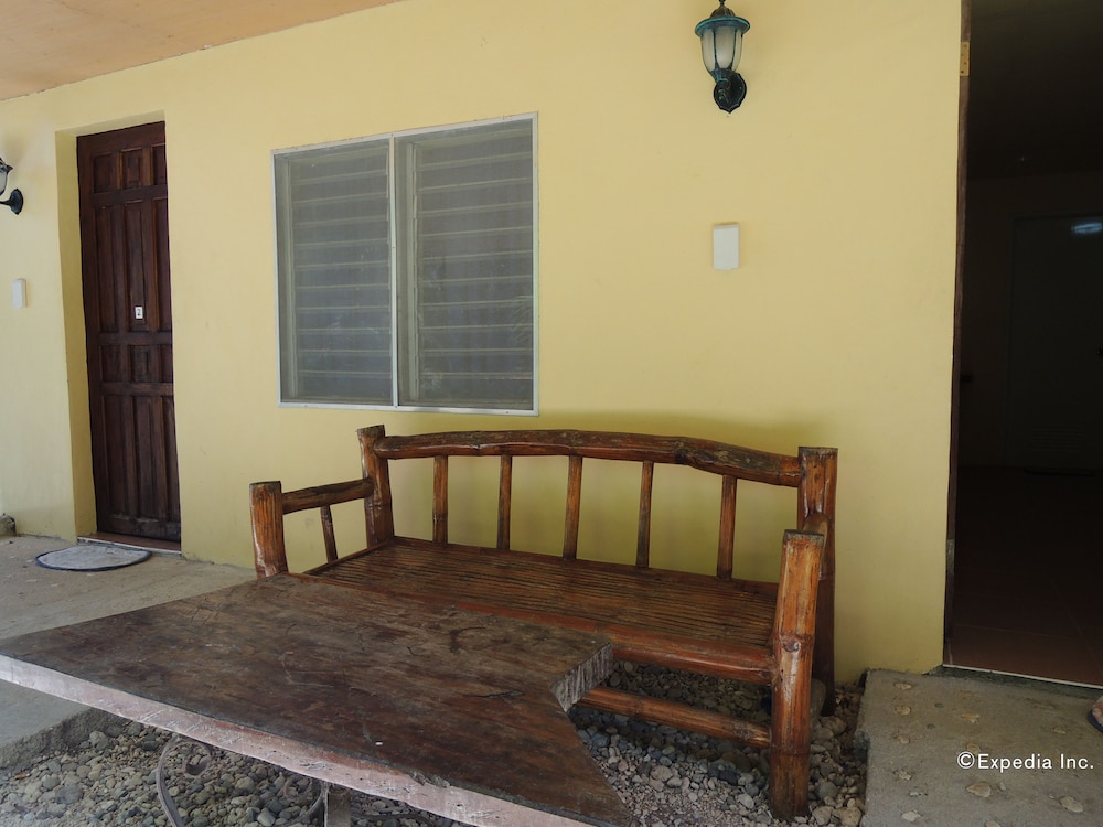 Gorion Beach Resort 18/24