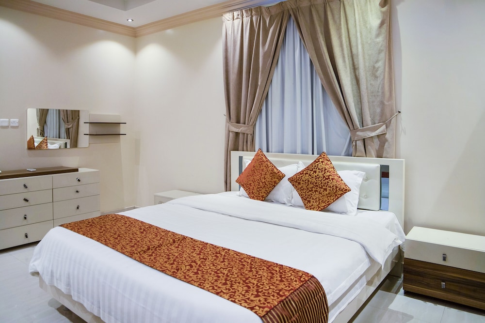 2 BEDROOMS, APARTMENT