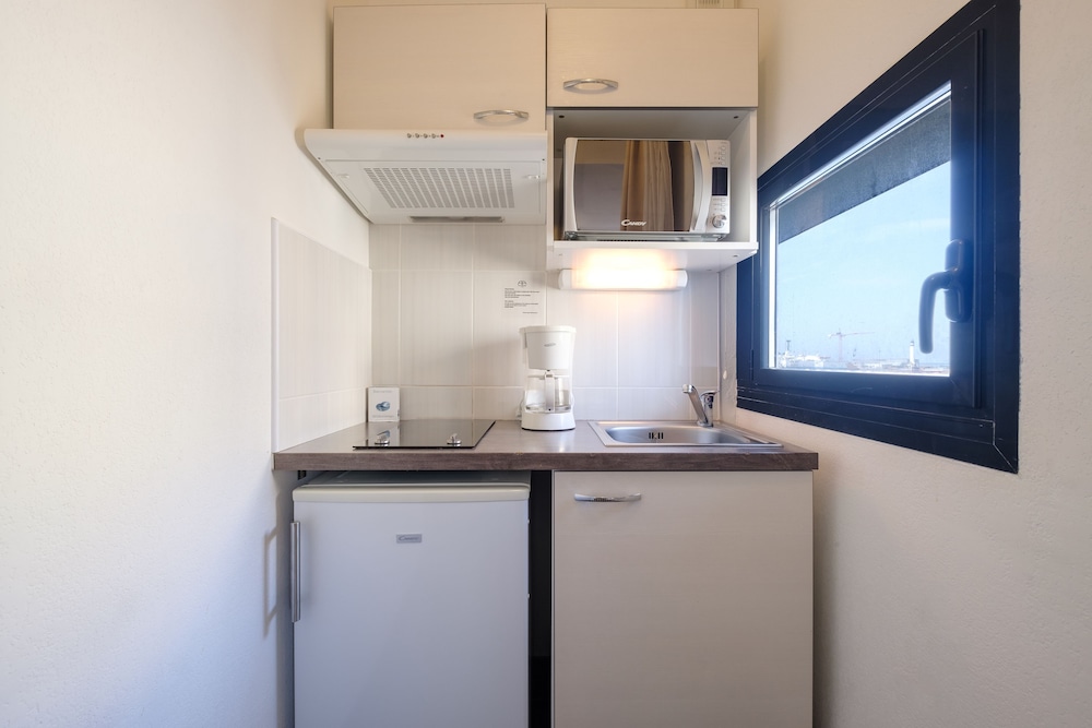 All Suites Appart Hotel Dunkerque 7/53