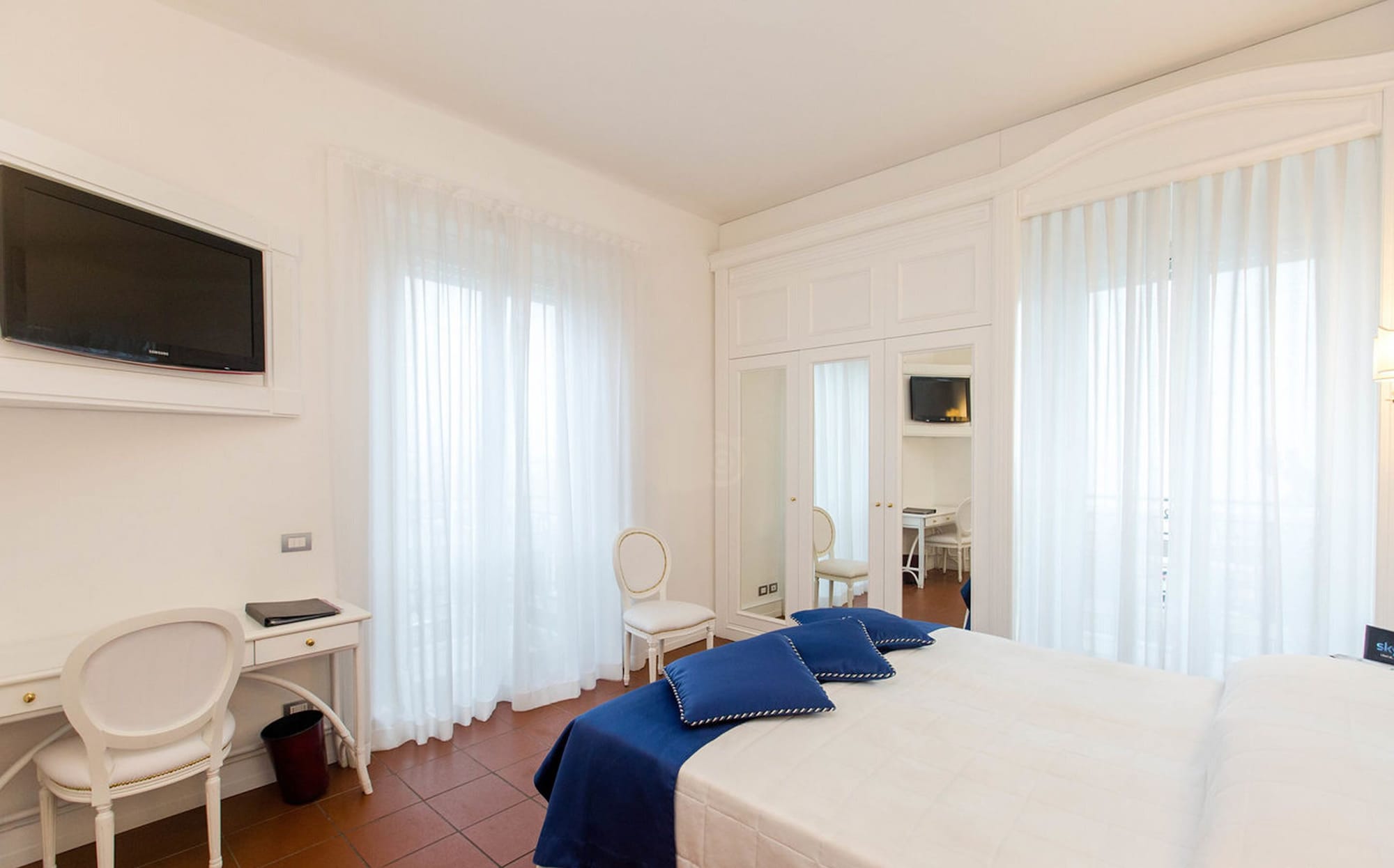 rooms