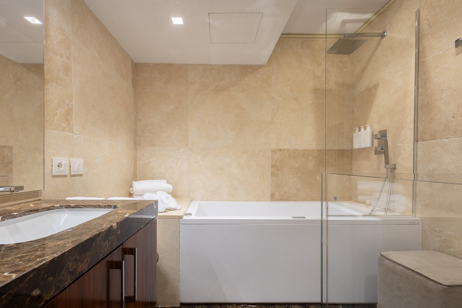 Donati Luxury Tower 42/50