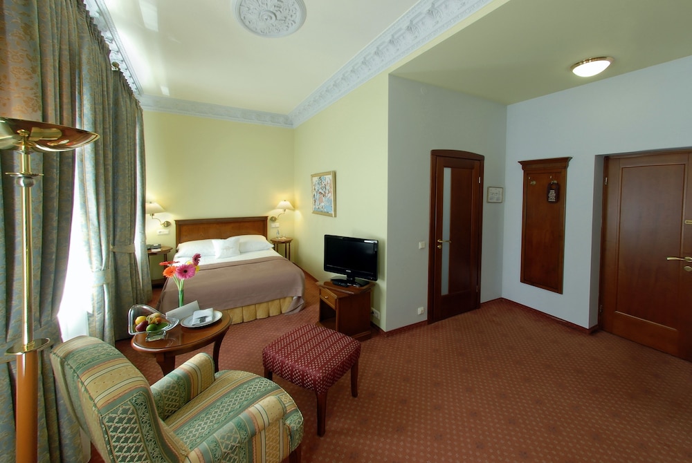 Grotthuss Hotel 23/78