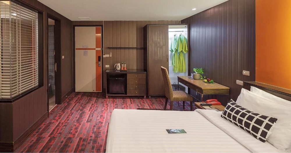 Tango Vibrant Living Place 22/47