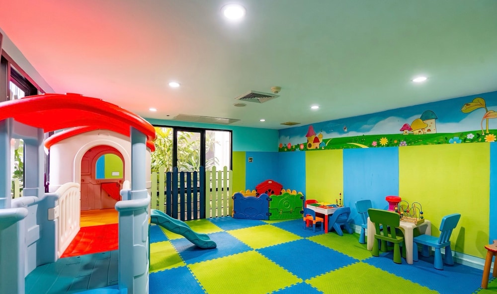 Garden Cliff Resort and Spa 164/172