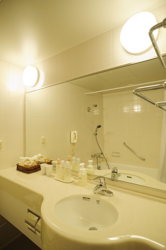 Okazaki New Grand Hotel 21/67