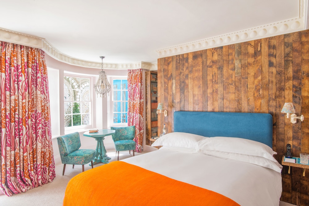 Excellence, King Bed, Garden View