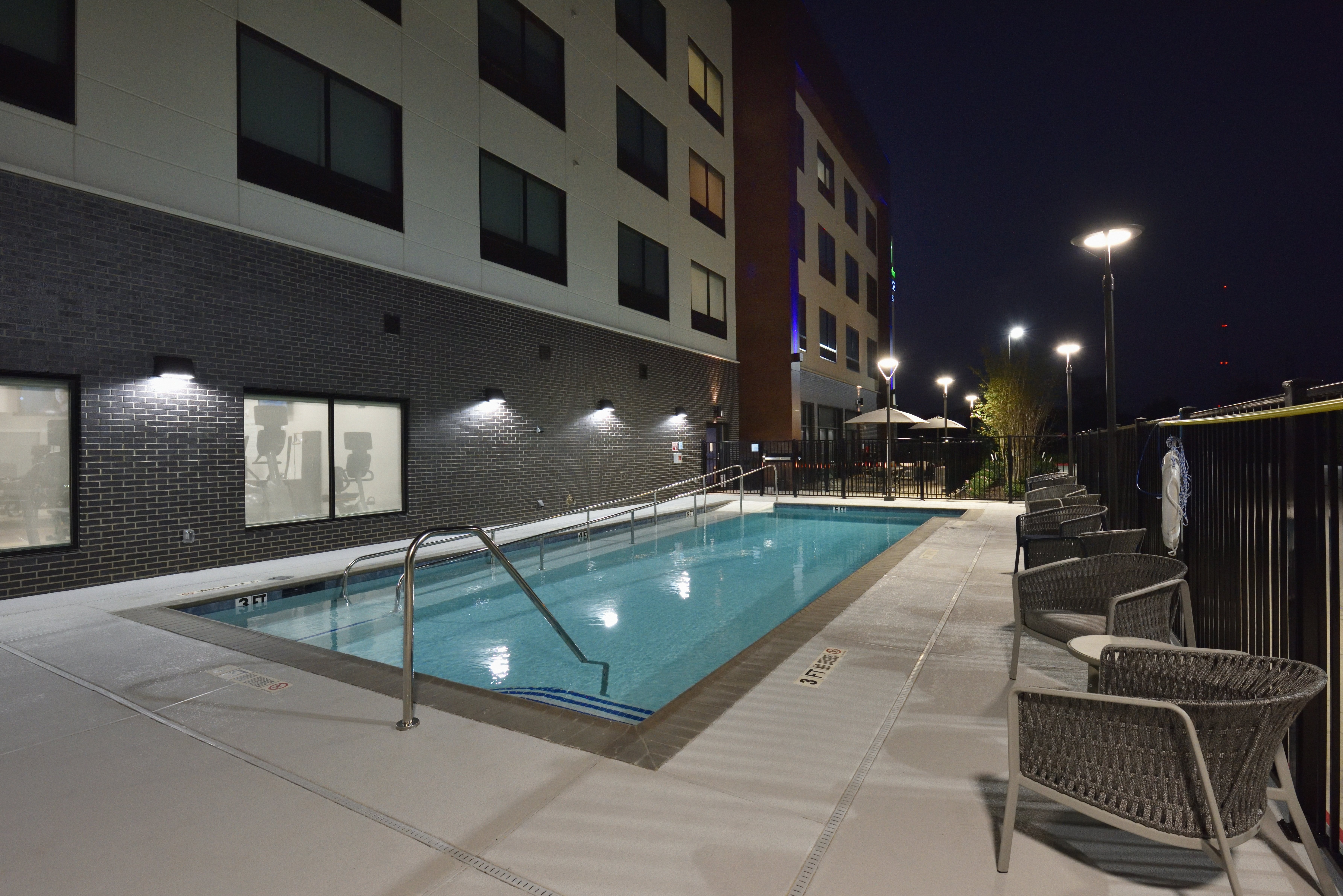 Holiday Inn Express and Suites Houston North Woodlands Area 38/70