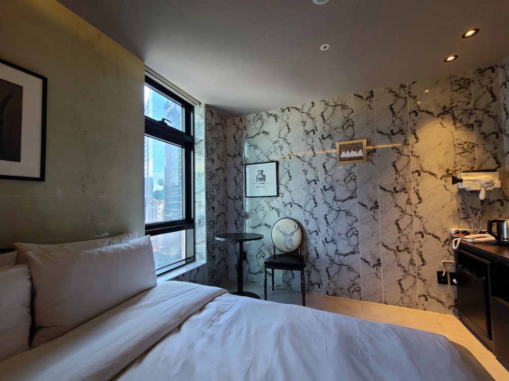 Mg Hotel 14/40