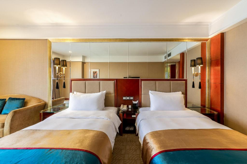 Rezen Kingtown Hotel (Chongqing Liangjiang New District) 18/58