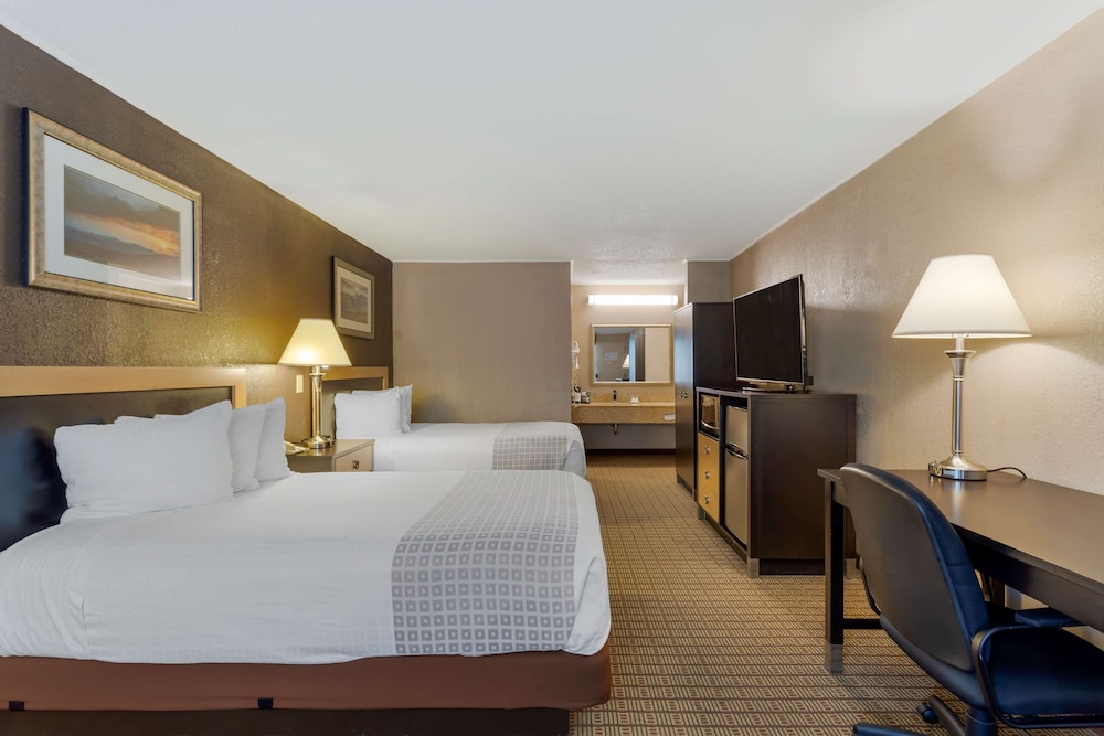 Best Western Smoky Mountain Inn 12/39