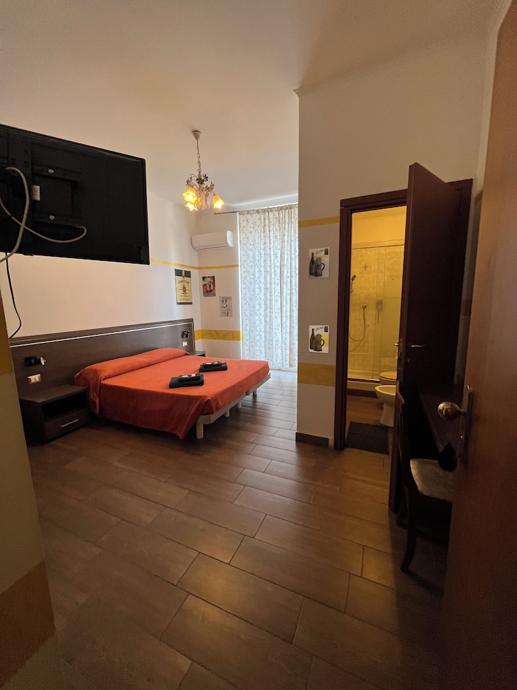 Albergo Astro 18/45
