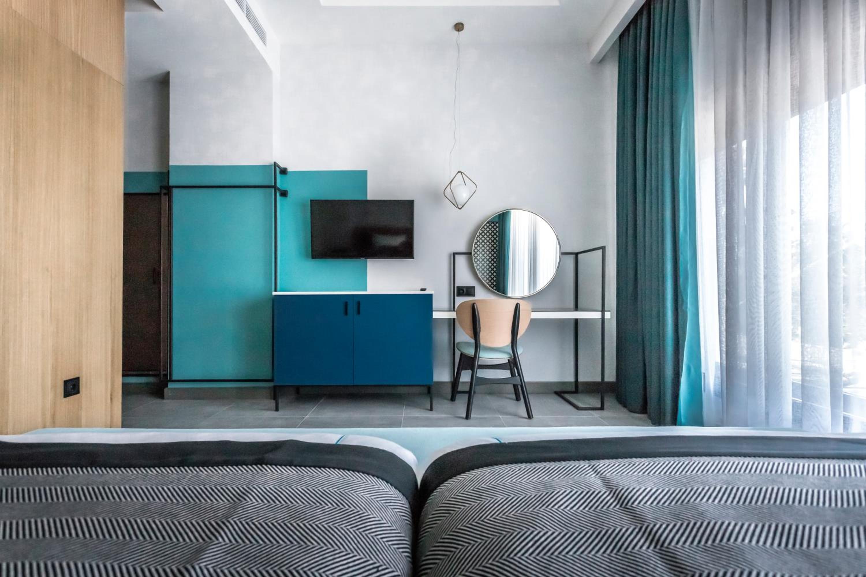 PAMPHYLIA HOTEL 40/50