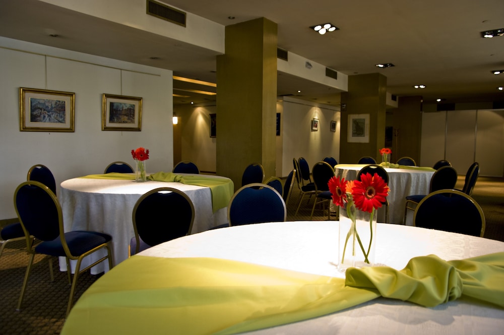 Ariston Hotel 28/35