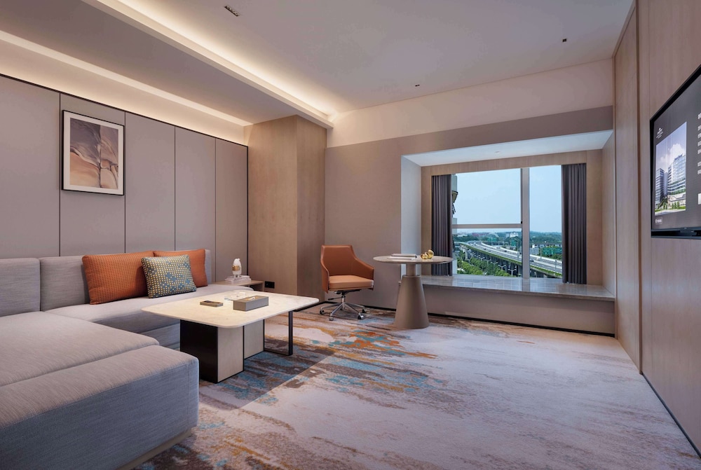 Howard Johnson Airport Hotel Changsha 40/58