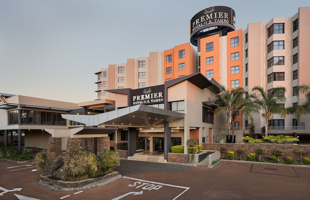 Premier Hotel Or Tambo 61/66
