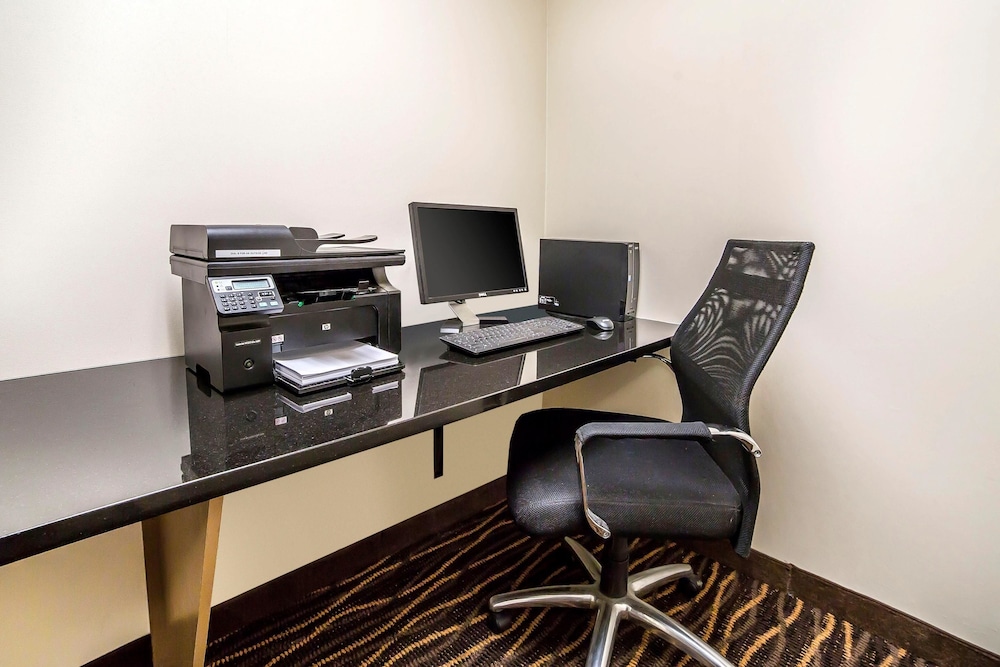 Sleep Inn and Suites Douglas, WY 36/39