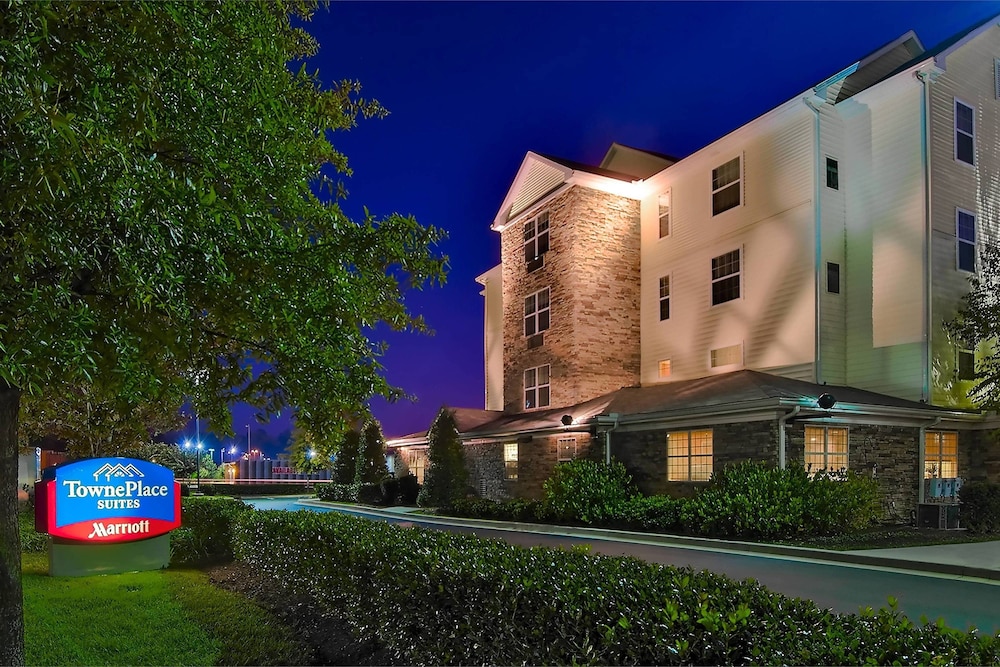 TownePlace Suites by Marriott Knoxville Cedar Bluff 1/24
