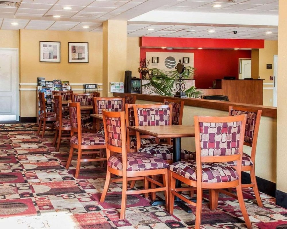 Comfort Inn & Suites Elk City South 33/37