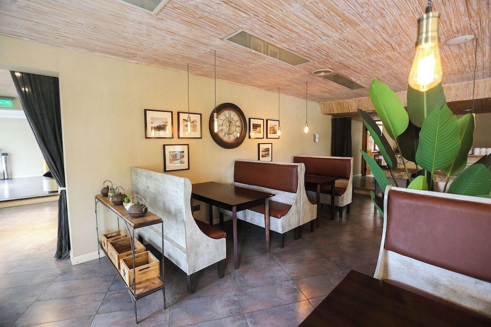 Bahía Redonda Hotel 33/50