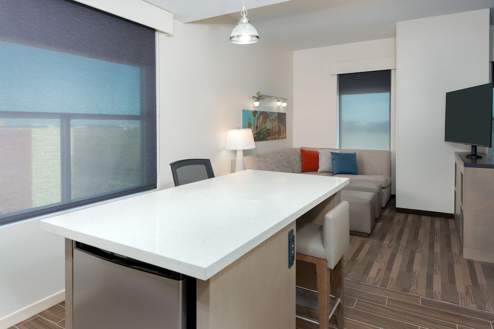 Hyatt House Tampa Airport Westshore 12/43