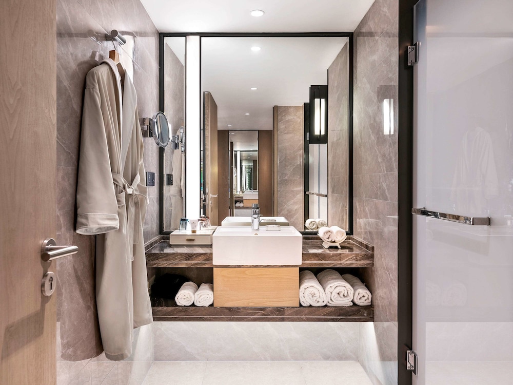 Grand Mercure Wuhan Qiaokou 48/50