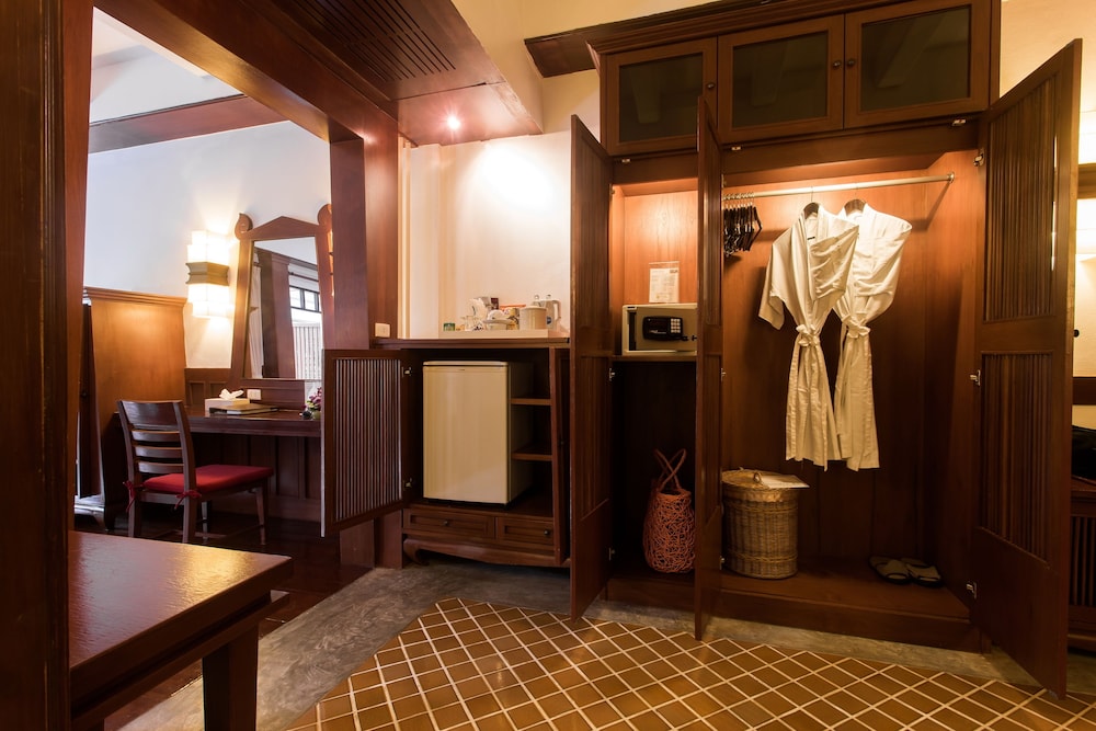 Samui Buri Beach Resort 6/50