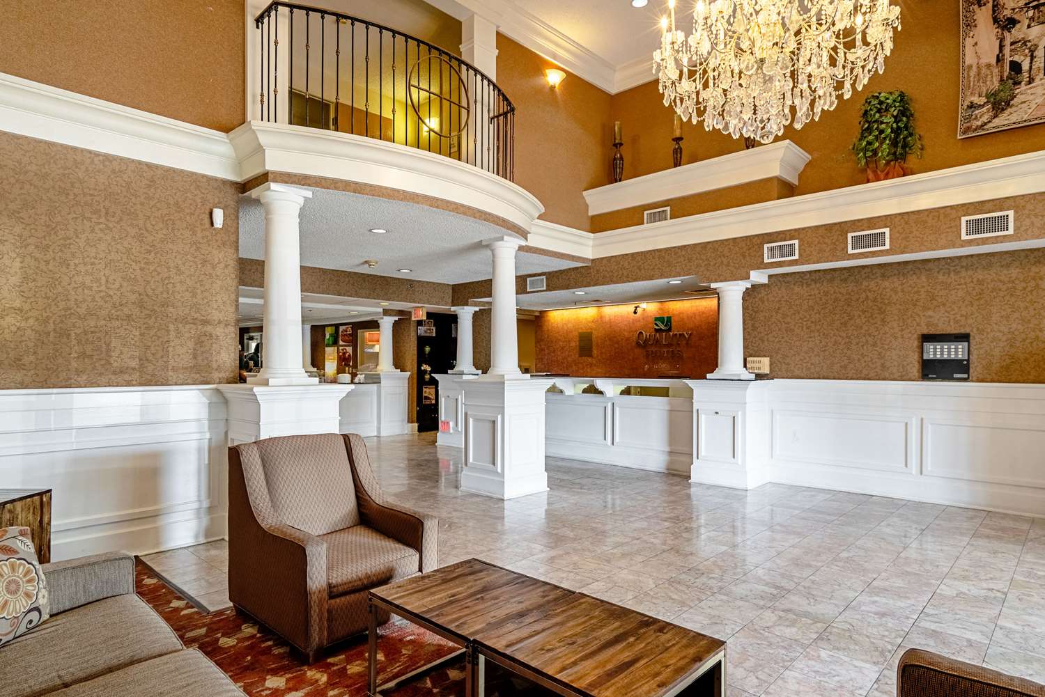 Quality Suites San Antonio Northeast 6/27