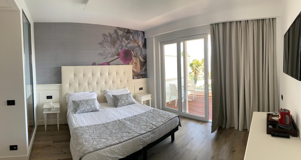 Park Hotel Cellini 9/50