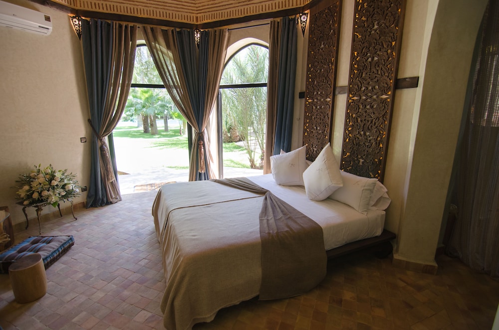 Lodge K Hôtel &amp; Spa 24/77