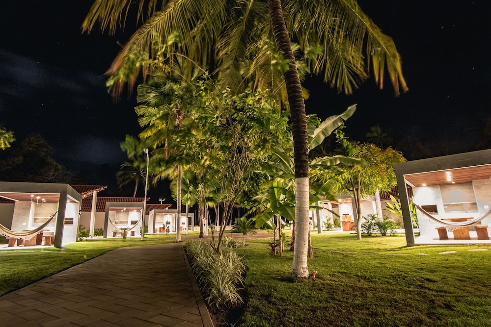 Costa Dourada Village 72/74