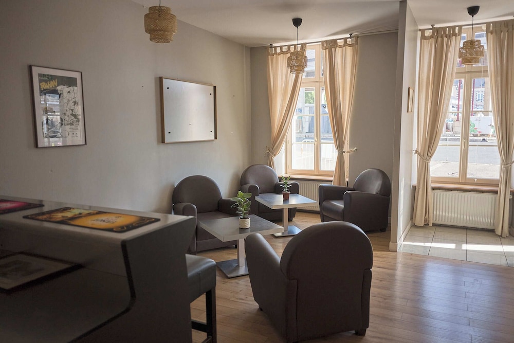HOTEL LE PLAT D'ETAIN 24/39