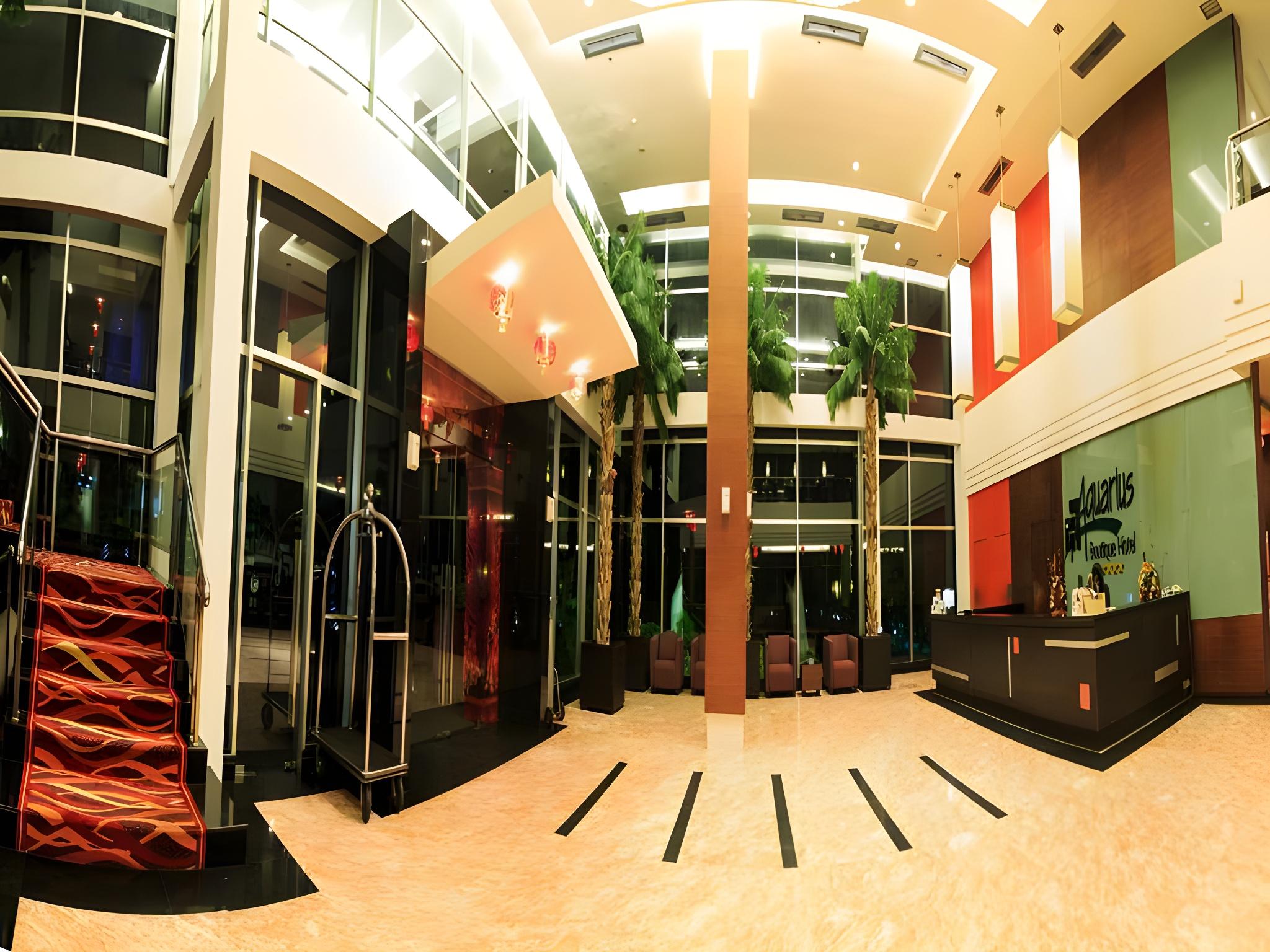 Aquarius Boutique Hotel 49/50
