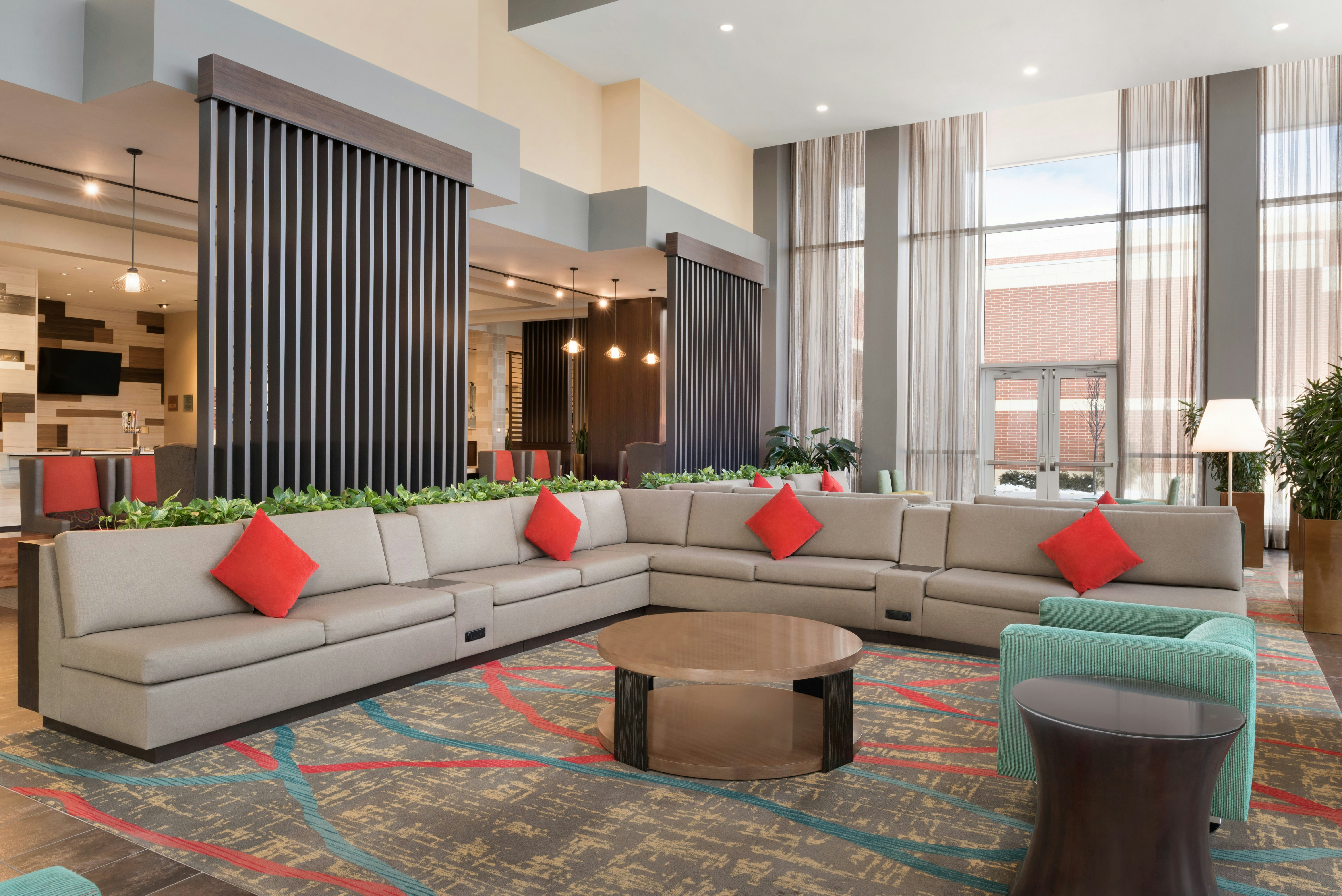 Embassy Suites By Hilton Chicago-Naperville 17/53