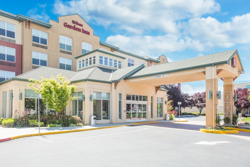 Hilton Garden Inn Oakland/ San Leandro 49/51