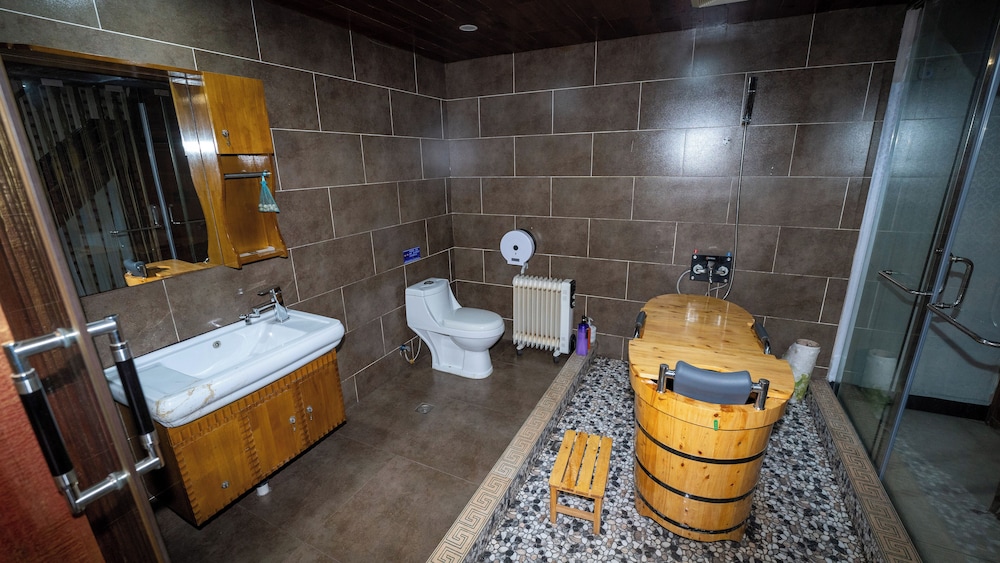 Shaoxing Luxun Native Place Youth Hostel 68/68