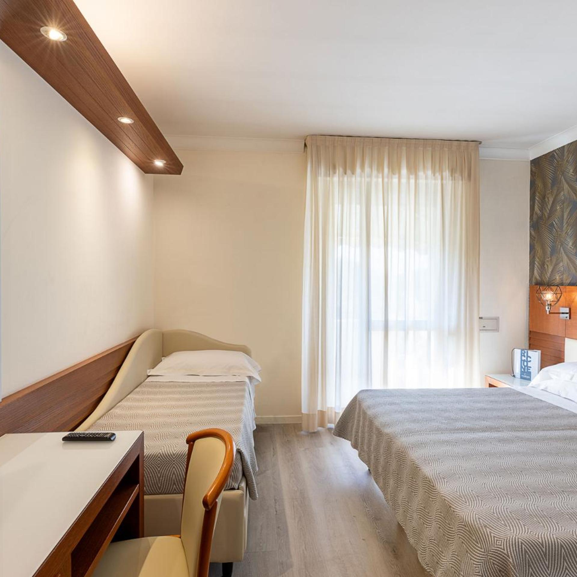 Hotel Poker 23/57